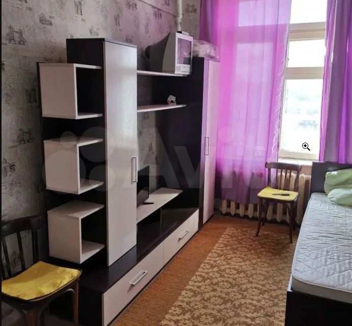 Продаётся комната в 3-комн. квартире, 14.2 м²