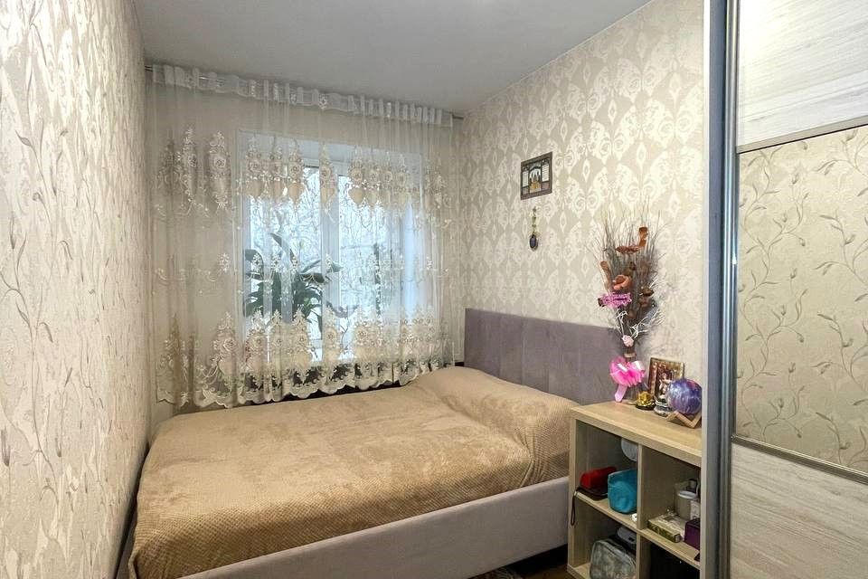 Продаётся 3-комнатная квартира, 54.5 м²