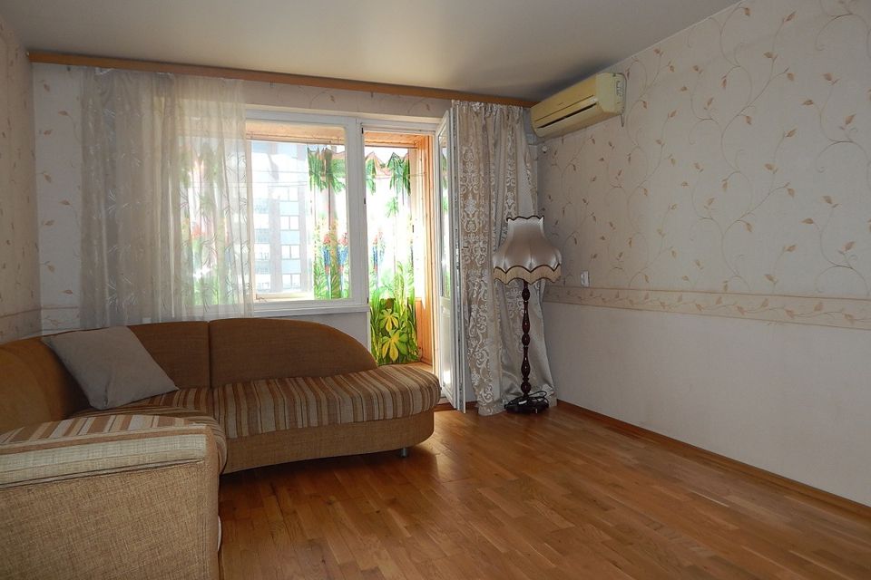 Продаётся 2-комнатная квартира, 47.5 м²