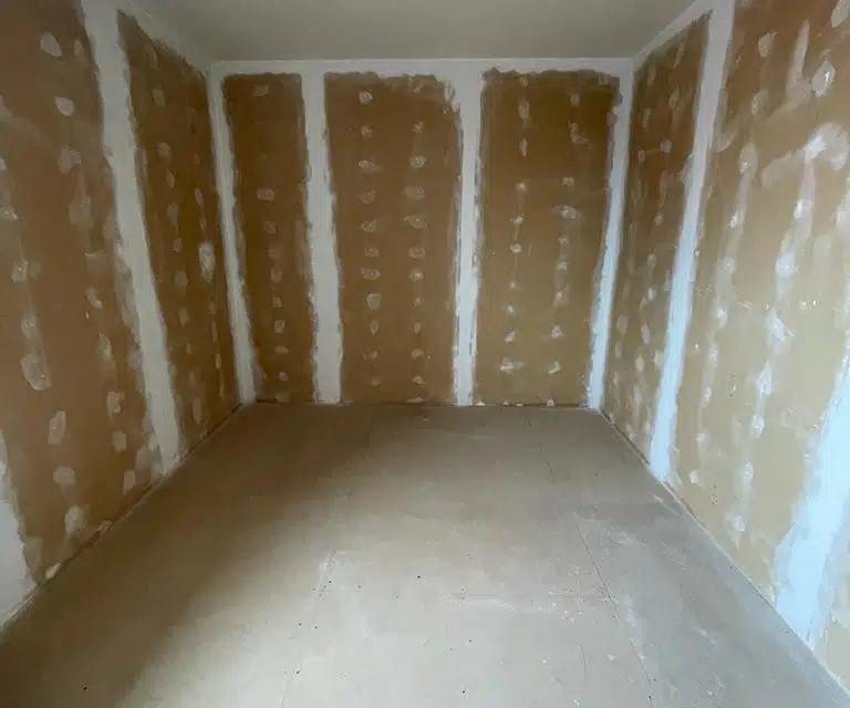 Продаётся 4-этажный дом, 612 м²