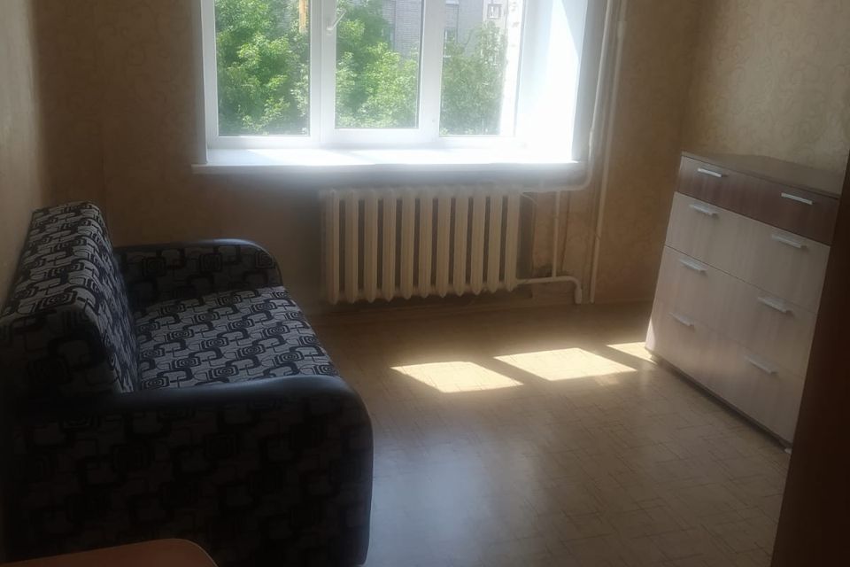 Продаётся комната в 4-комн. квартире, 17.6 м²