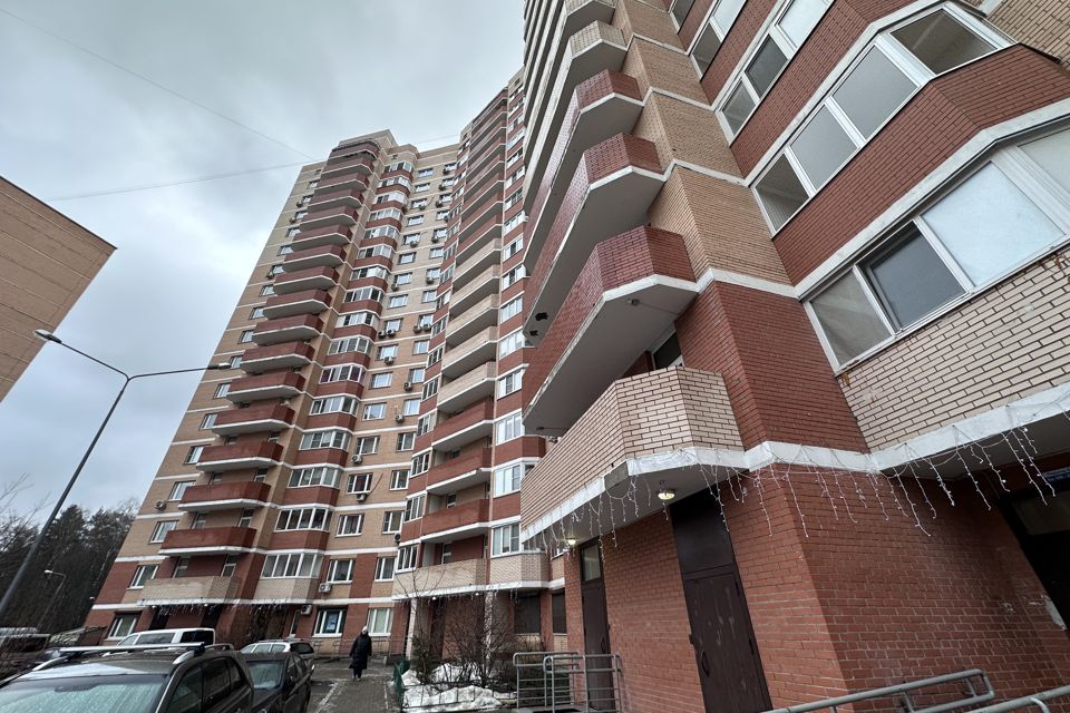 Продаётся 1-комнатная квартира, 43.5 м²