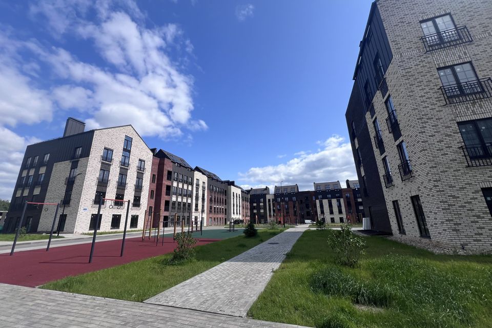 Продаётся 5-комнатная квартира, 30.5 м²