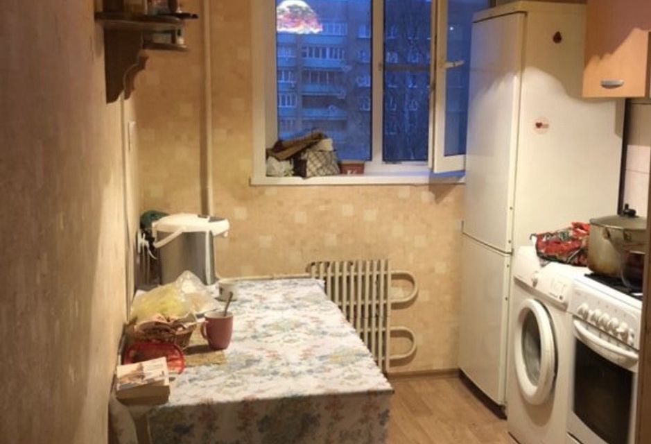 Продаётся 3-комнатная квартира, 52.6 м²