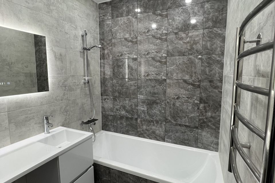 Продаётся 2-комнатная квартира, 65 м²