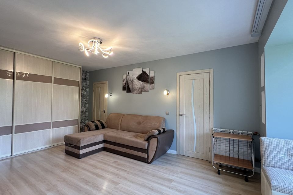 Продаётся 2-комнатная квартира, 43.2 м²