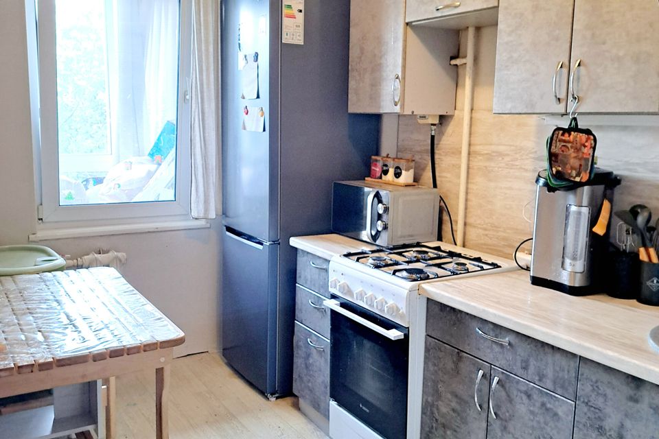 Продаётся 2-комнатная квартира, 42.4 м²