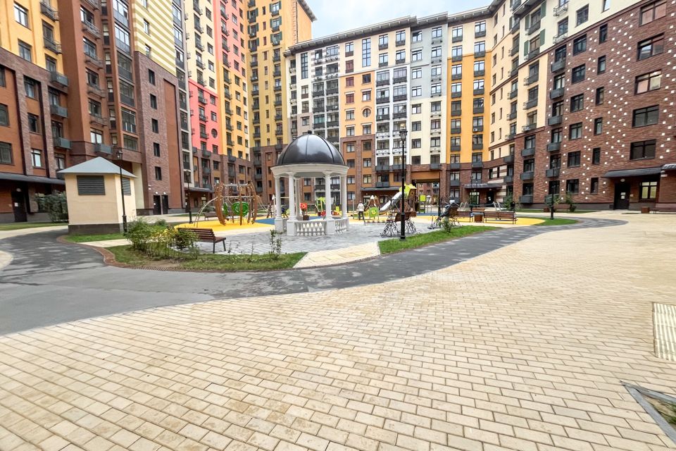 Продаётся 2-комнатная квартира, 54.8 м²