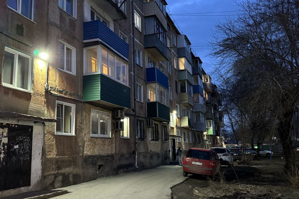 Продаётся 2-комнатная квартира, 42.7 м²