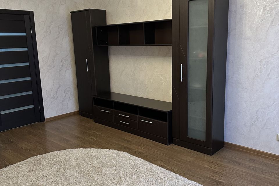 Продаётся 1-комнатная квартира, 49.3 м²