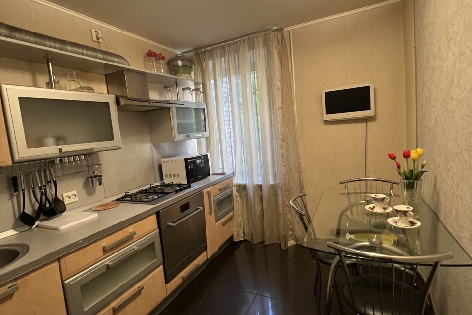 Продаётся 2-комнатная квартира, 54.6 м²