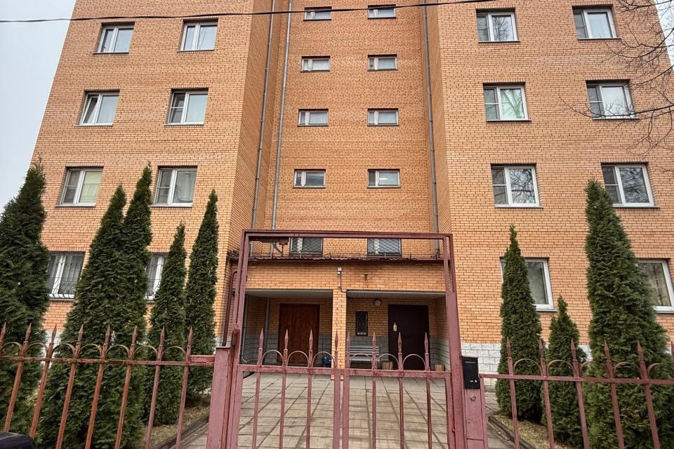 Продаётся 2-комнатная квартира, 82.5 м²
