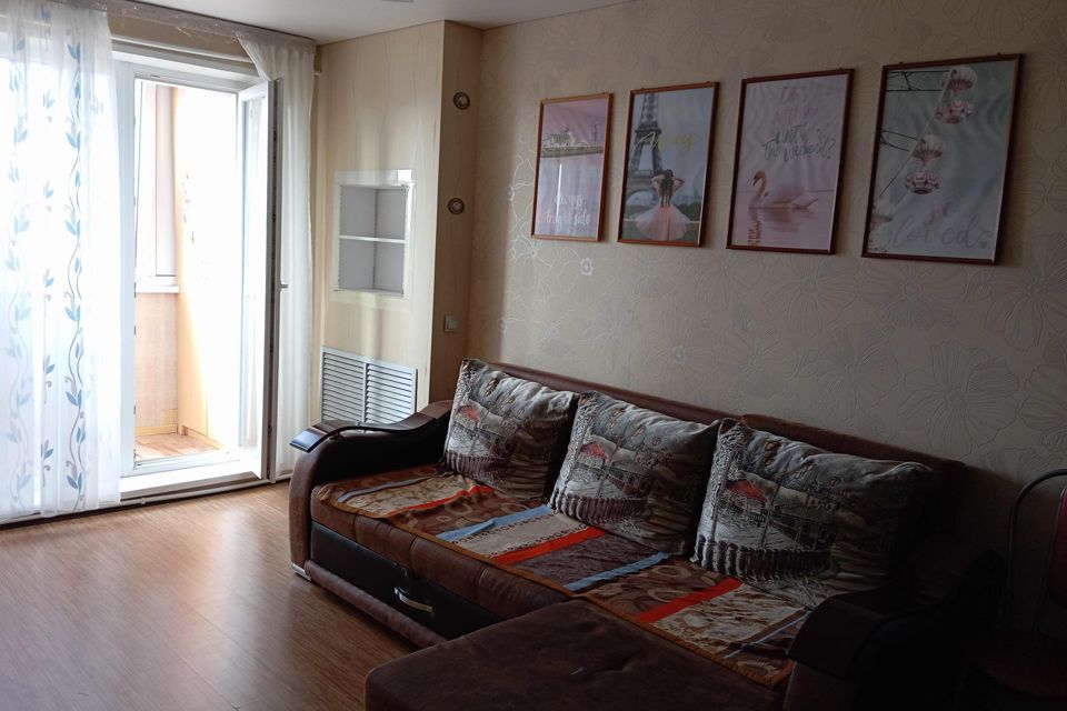 Сдаётся 2-комнатная квартира, 49.9 м²