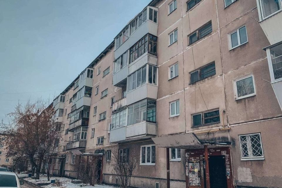 Продаётся 4-комнатная квартира, 73.3 м²