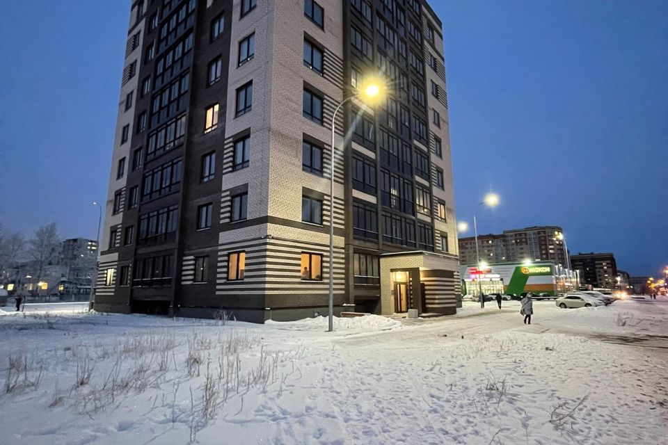Продаётся 2-комнатная квартира, 67.6 м²