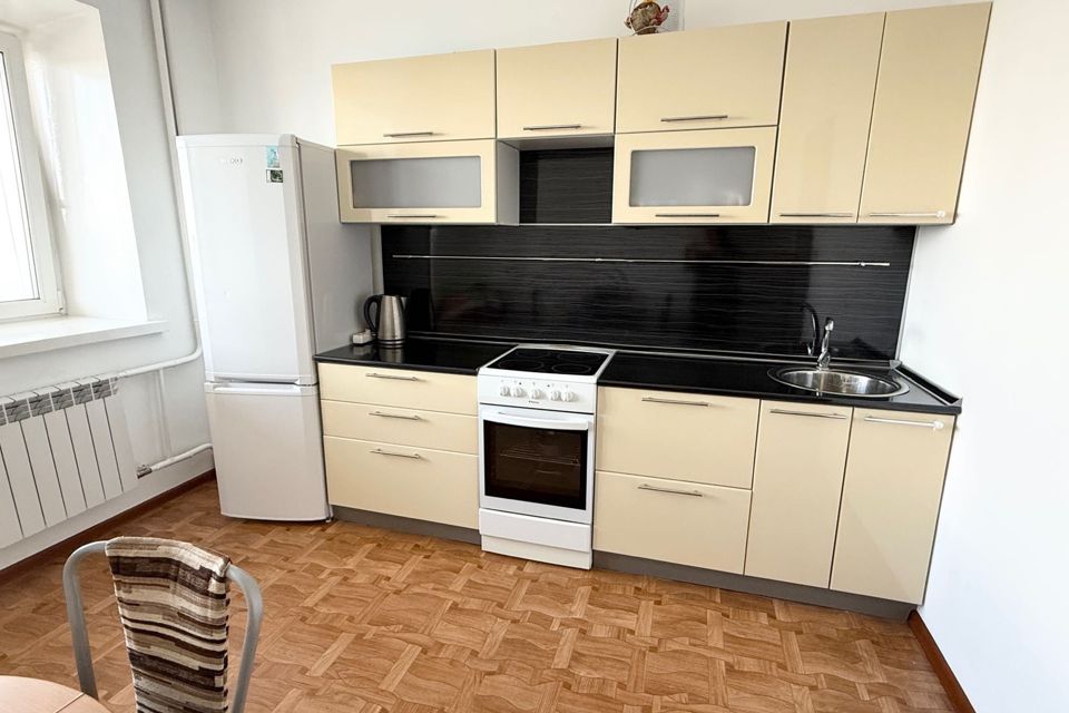Продаётся 1-комнатная квартира, 43.3 м²
