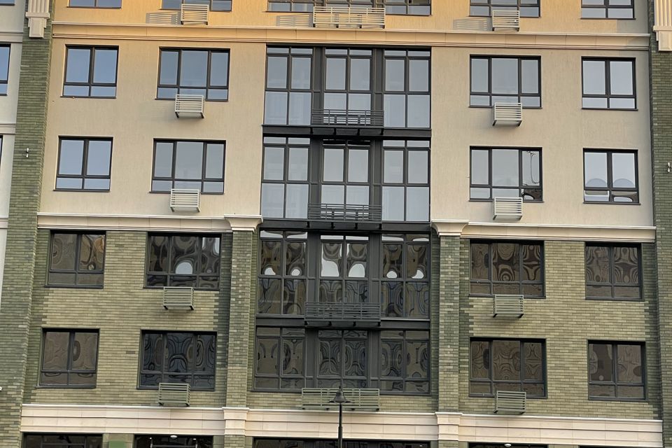 Продаётся 2-комнатная квартира, 75.6 м²
