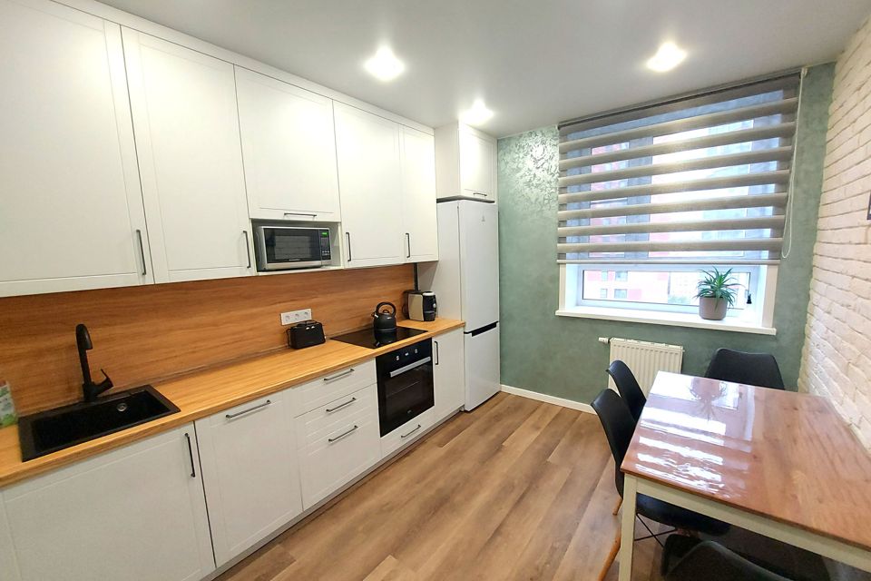 Продаётся 2-комнатная квартира, 57.8 м²