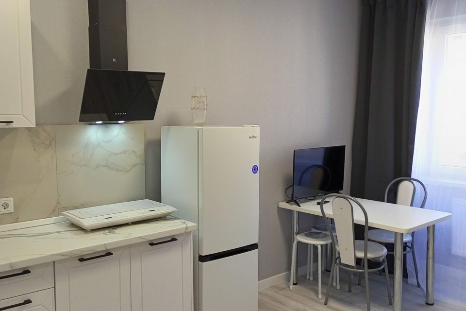 Сдаётся 1-комнатная квартира, 43 м²