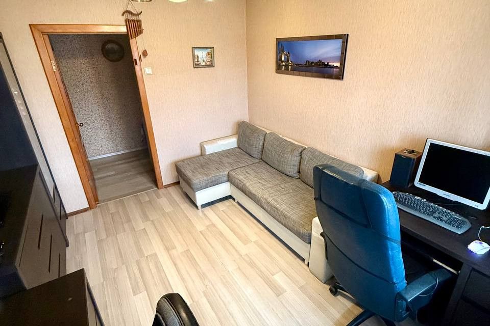 Продаётся 3-комнатная квартира, 58 м²