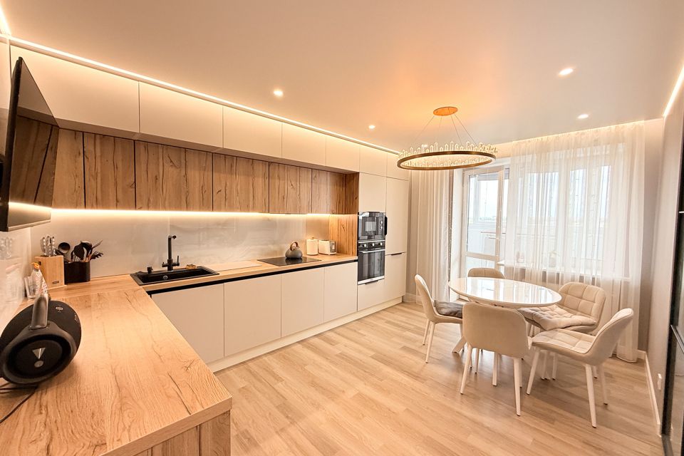 Продаётся 1-комнатная квартира, 49.3 м²