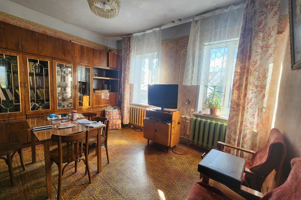 Продаётся 2-комнатная квартира, 49.6 м²