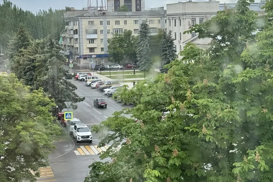 Продаётся 3-комнатная квартира, 106 м²