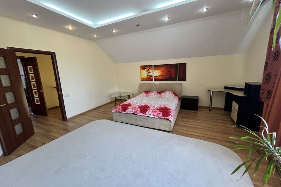 Продаётся 2-этажный дом, 223 м²