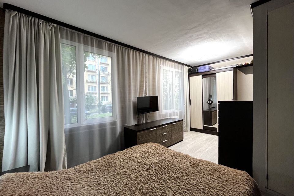 Продаётся 3-комнатная квартира, 48.9 м²