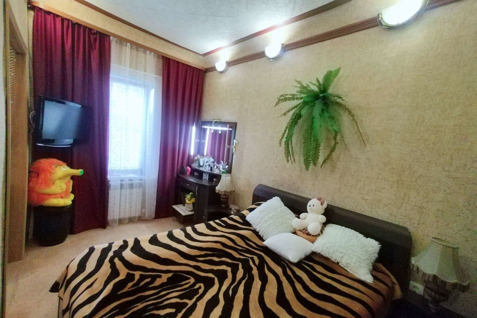 Продаётся 3-комнатная квартира, 63.2 м²