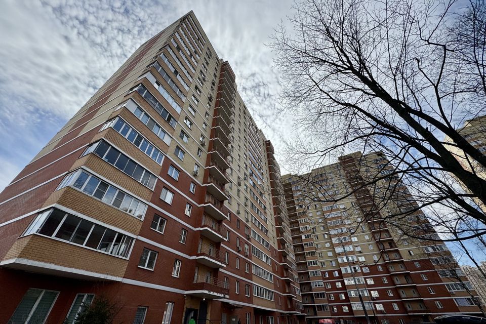 Продаётся 3-комнатная квартира, 98.6 м²