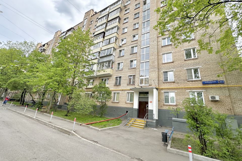 Продаётся 3-комнатная квартира, 55.8 м²