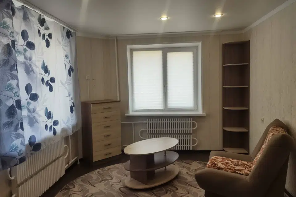Продаётся 1-комнатная квартира, 48.7 м²