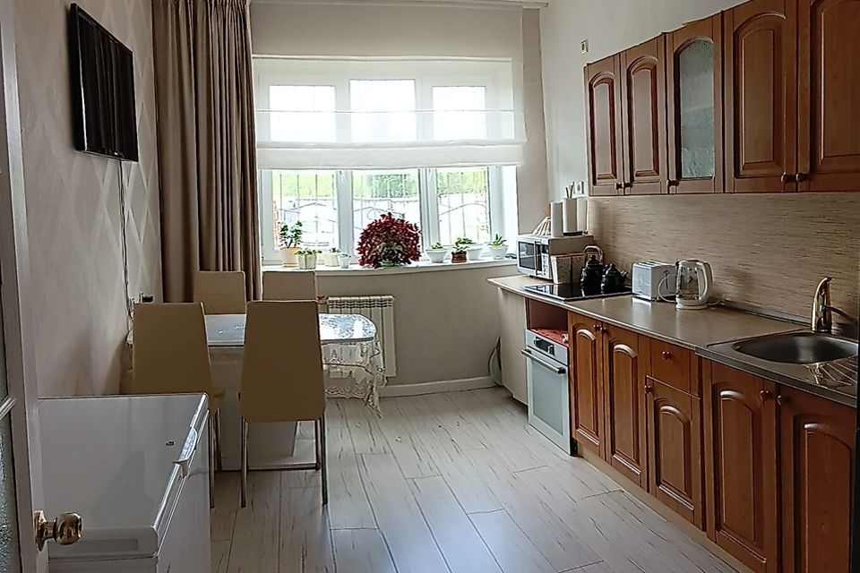 Продаётся 2-комнатная квартира, 68.4 м²