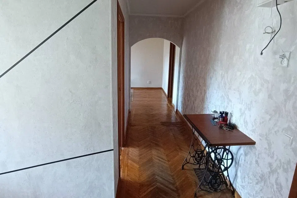 Продаётся 3-комнатная квартира, 66.3 м²