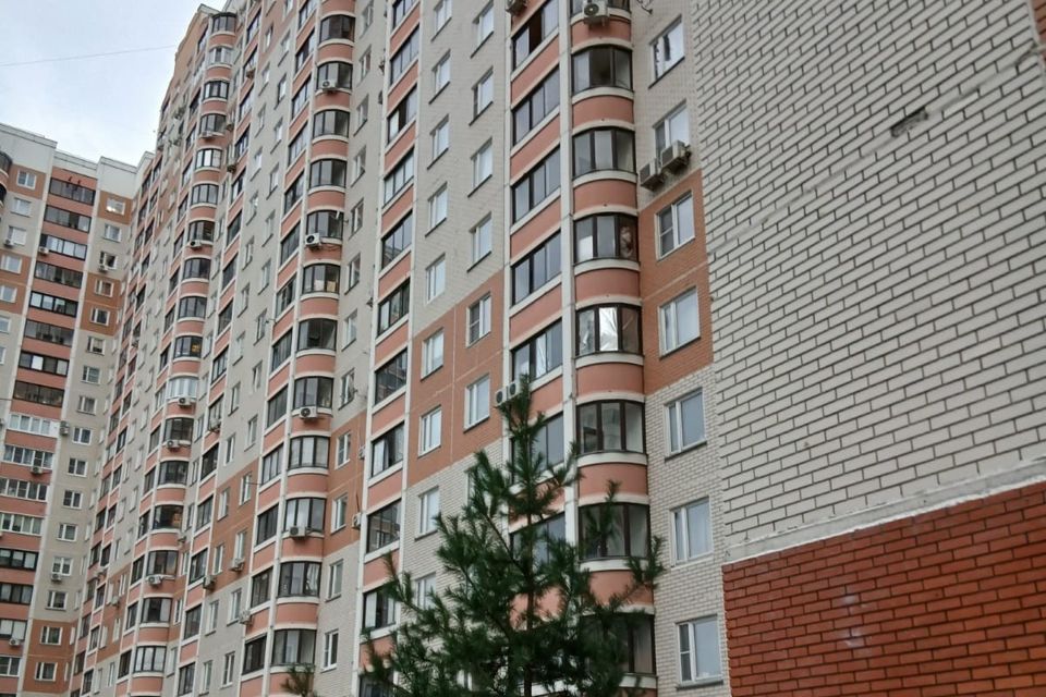 Продаётся 4-комнатная квартира, 117 м²