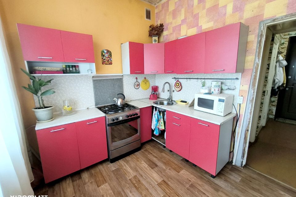 Продаётся 2-комнатная квартира, 56.8 м²