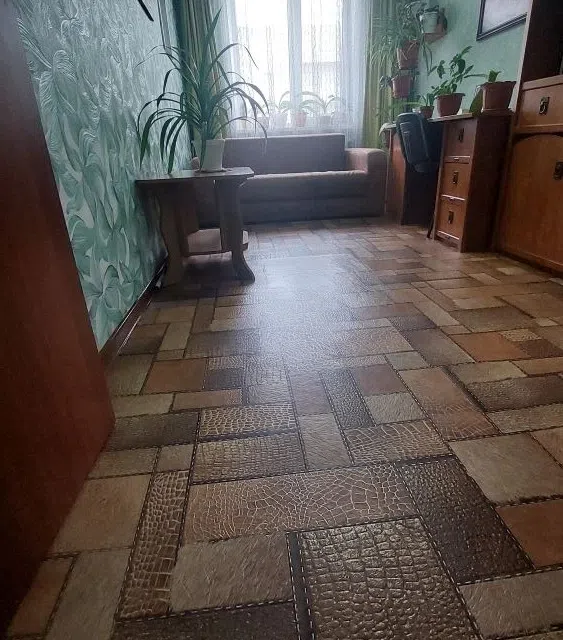 Продаётся 4-комнатная квартира, 66.2 м²