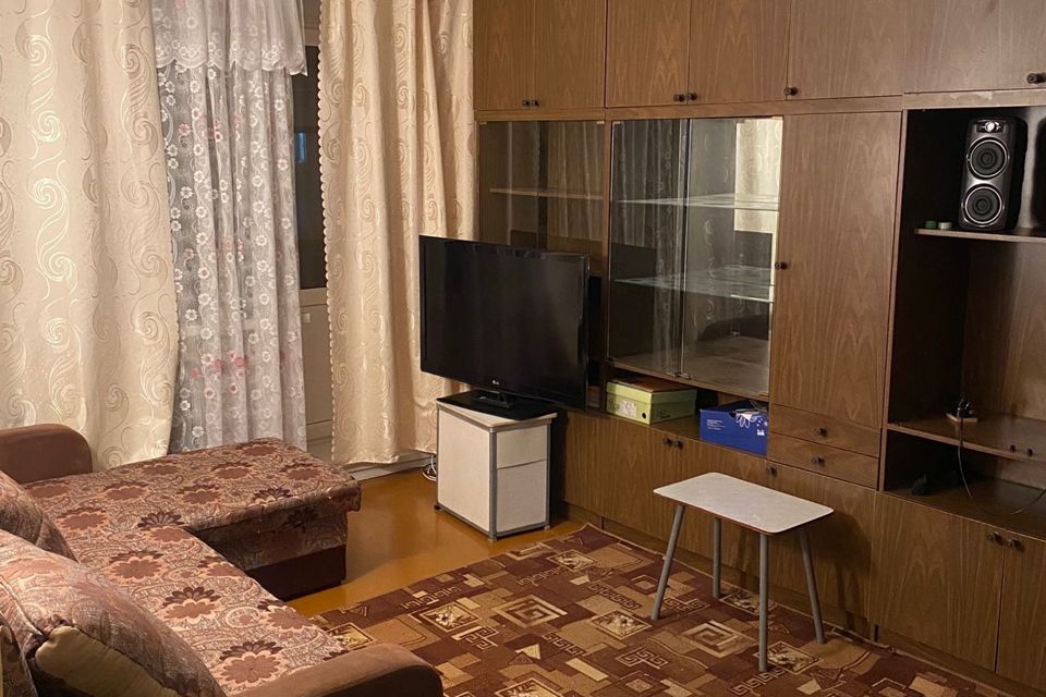 Продаётся 3-комнатная квартира, 56.5 м²