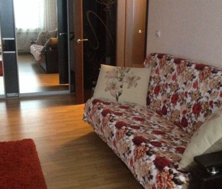 Сдаётся 1-комнатная квартира, 42 м²