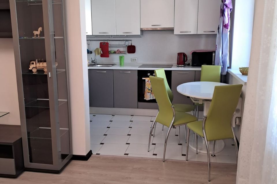 Продаётся 3-комнатная квартира, 64.2 м²