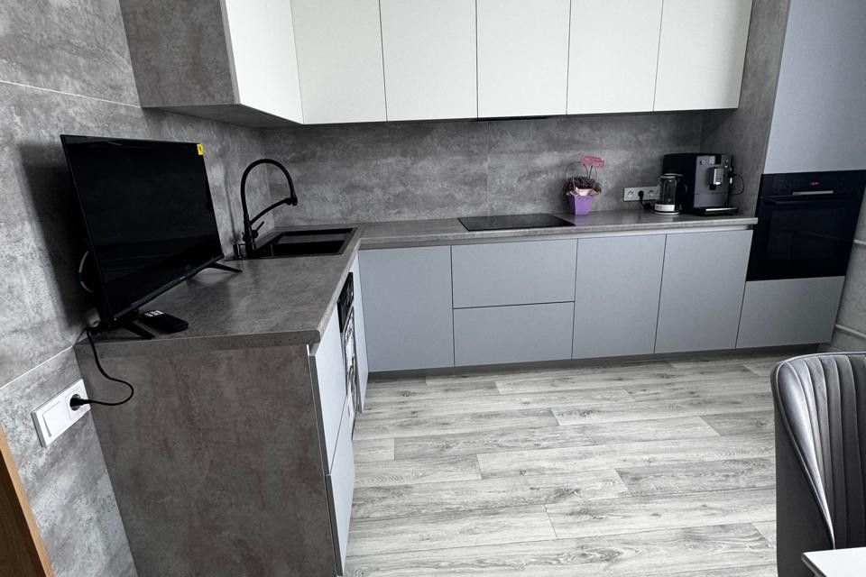 Продаётся 2-комнатная квартира, 56 м²