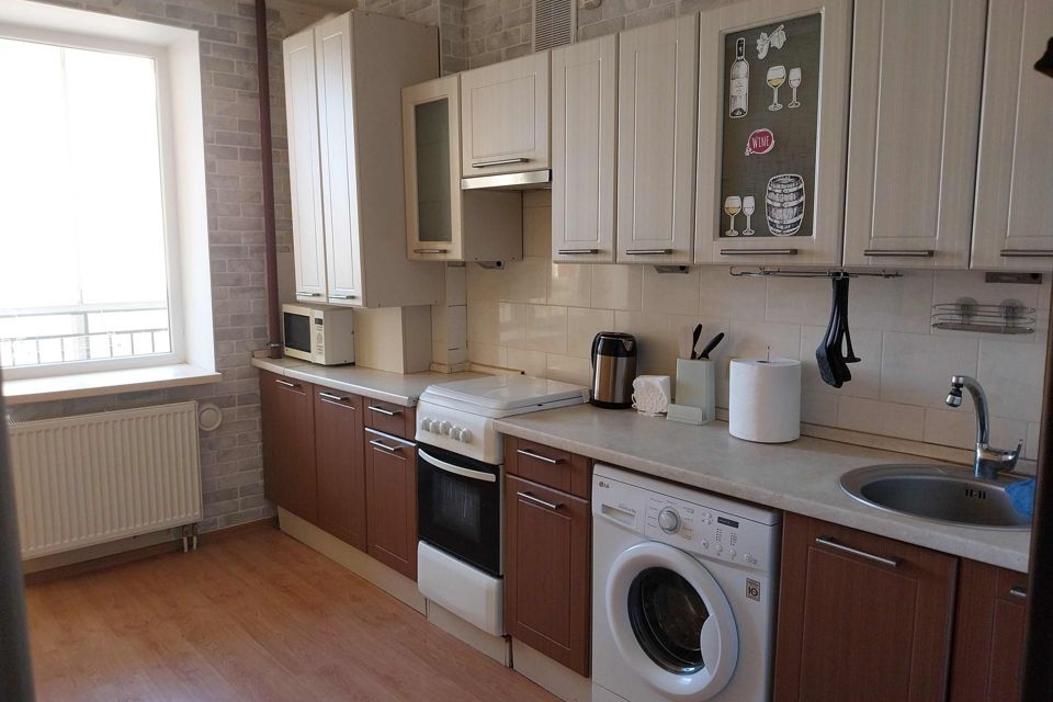 Сдаётся 2-комнатная квартира, 56 м²