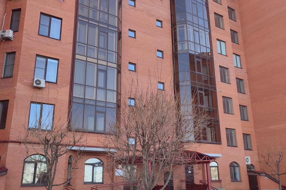 Продаётся 3-комнатная квартира, 97.4 м²