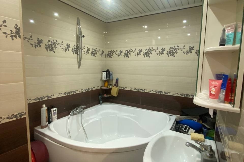 Продаётся 4-комнатная квартира, 88.6 м²