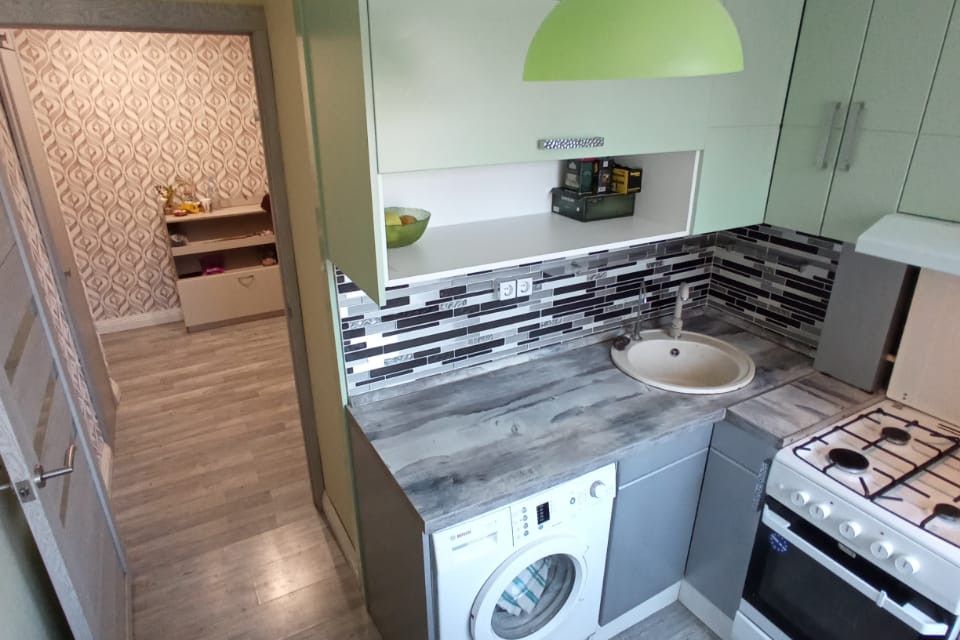 Продаётся 3-комнатная квартира, 51.1 м²