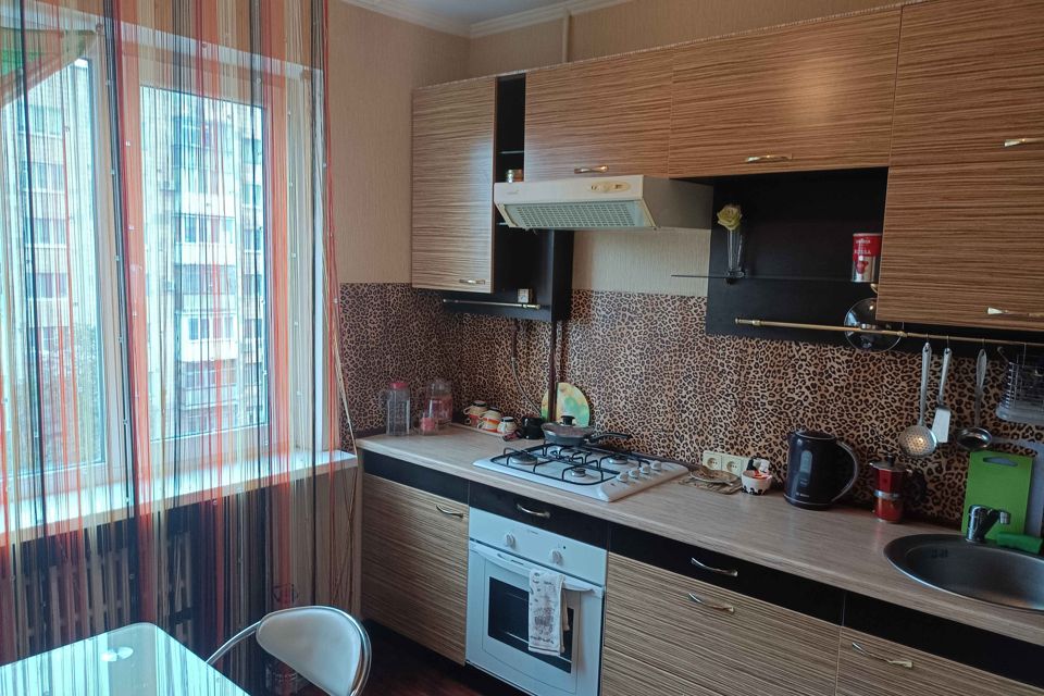 Сдаётся 2-комнатная квартира, 54 м²