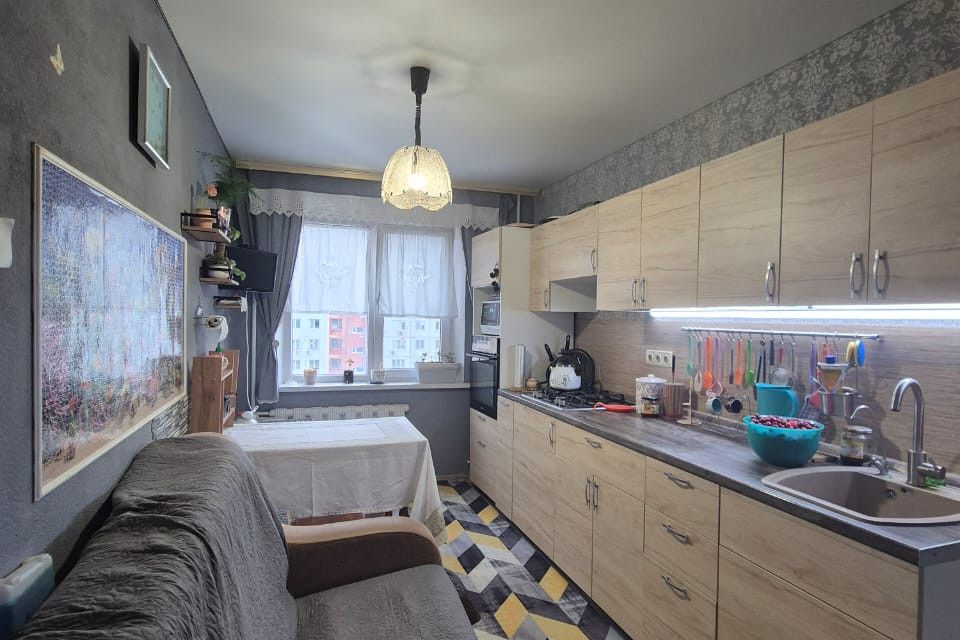Продаётся 3-комнатная квартира, 64.6 м²