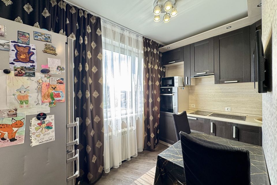 Продаётся 1-комнатная квартира, 37.2 м²
