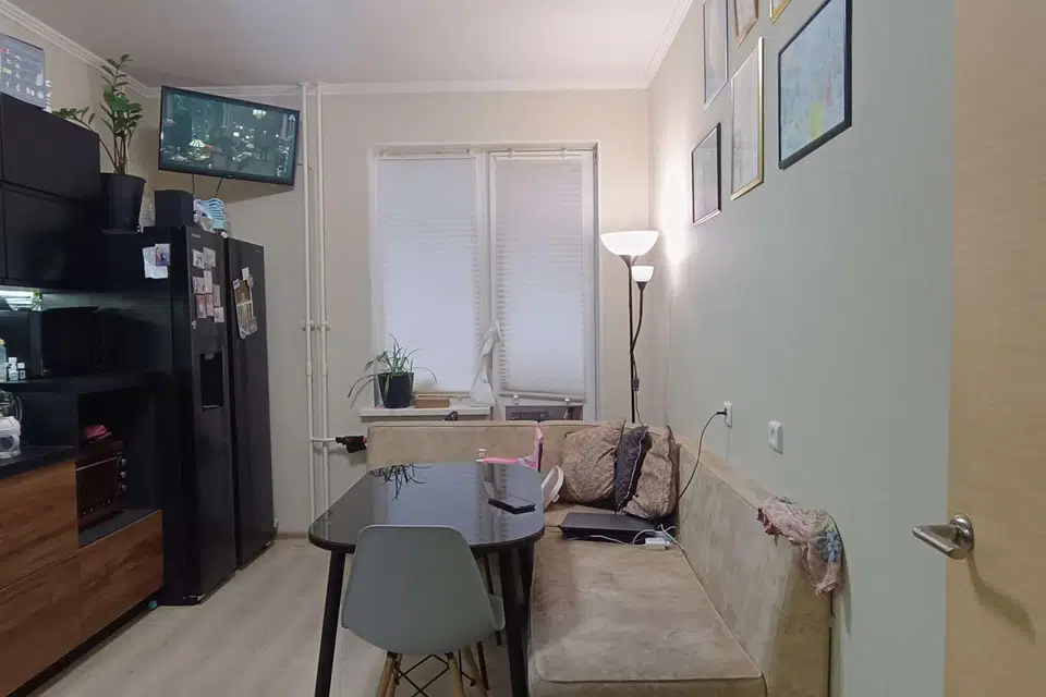 Продаётся 2-комнатная квартира, 61.6 м²
